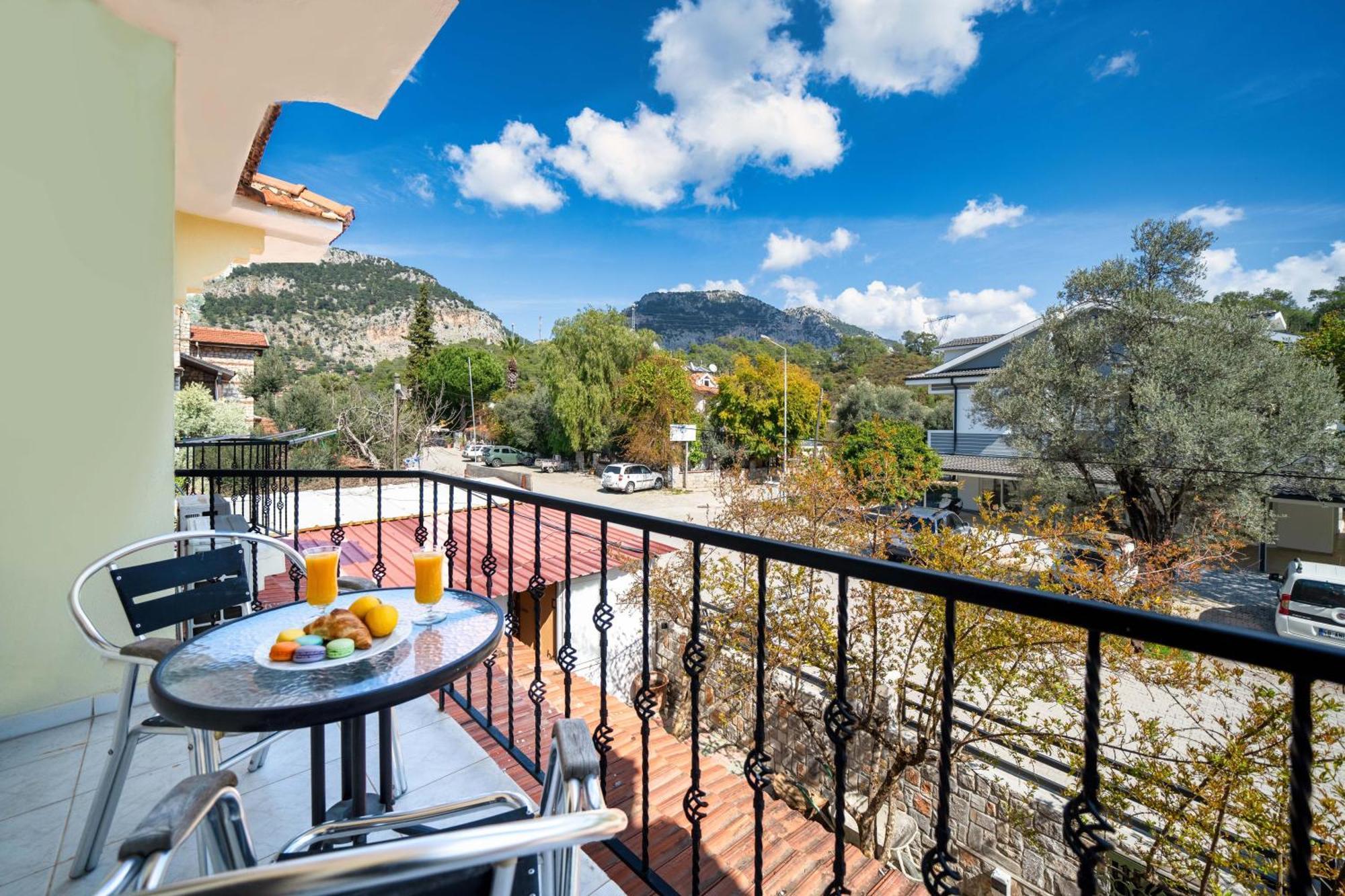 Dedeminn Garden Hotel Гьочек Екстериор снимка