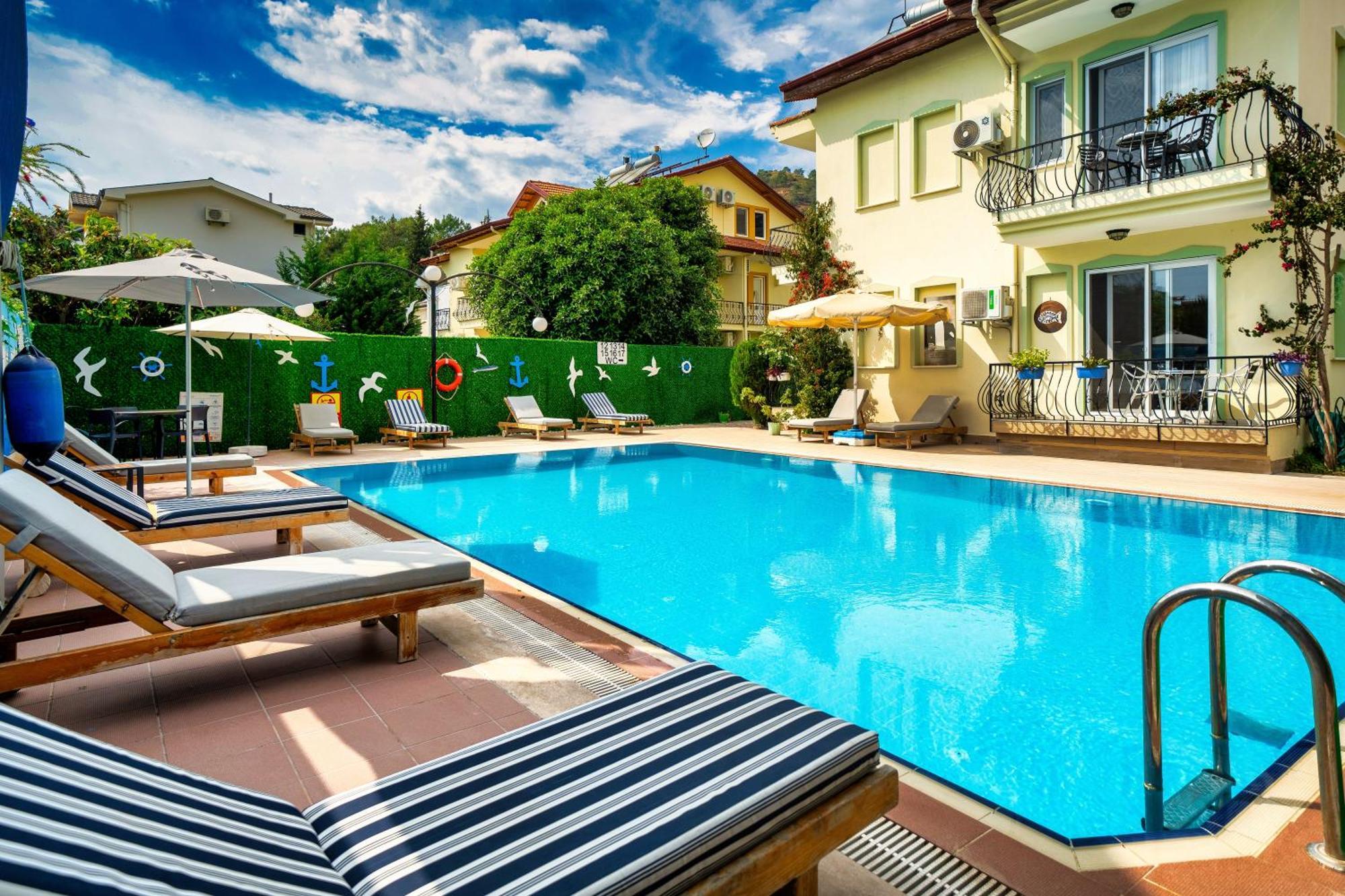 Dedeminn Garden Hotel Гьочек Екстериор снимка