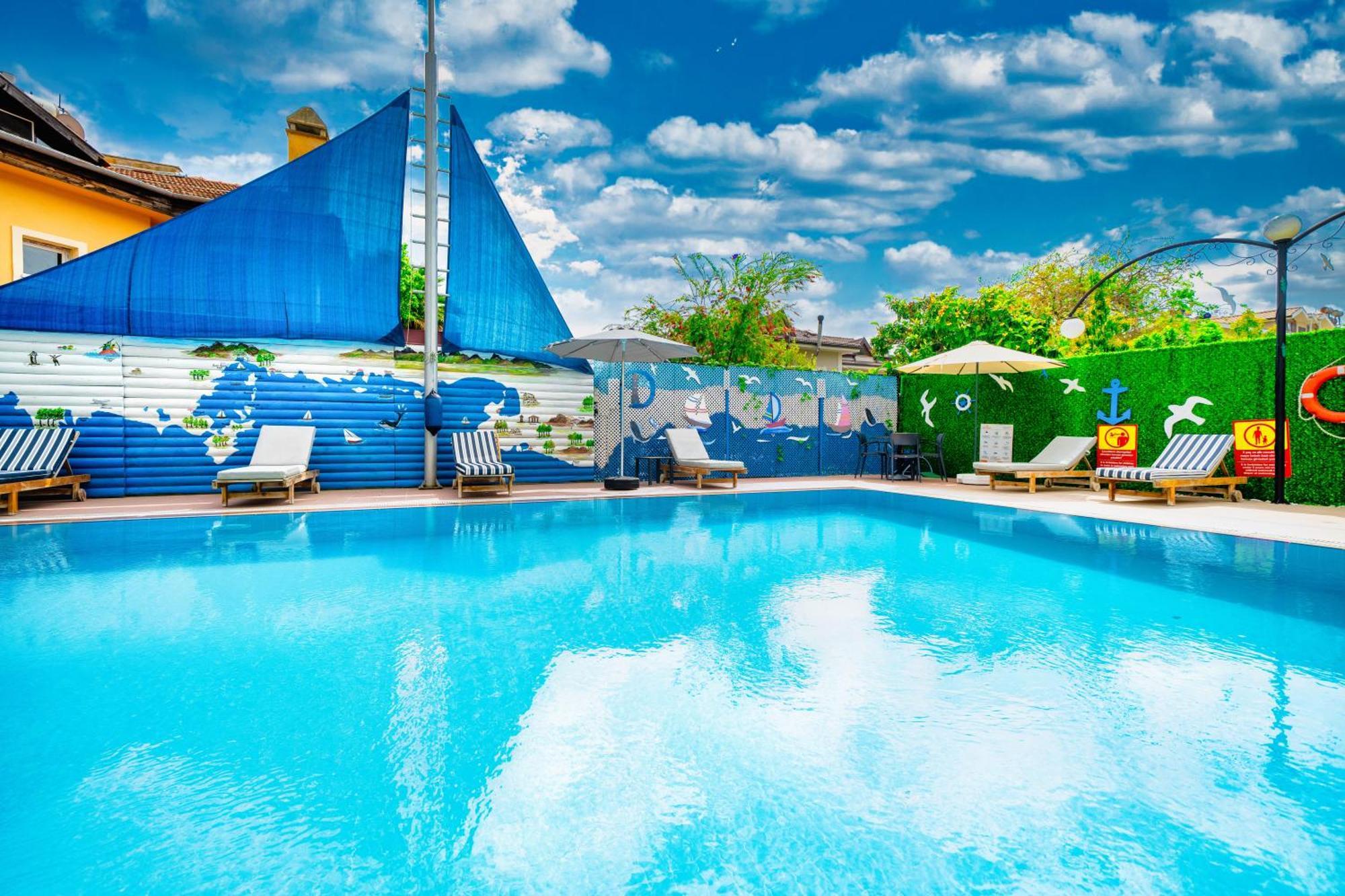 Dedeminn Garden Hotel Гьочек Екстериор снимка