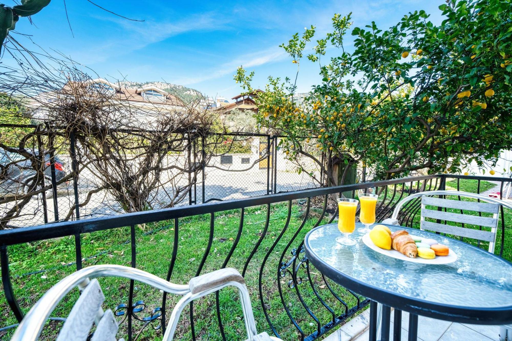 Dedeminn Garden Hotel Гьочек Екстериор снимка
